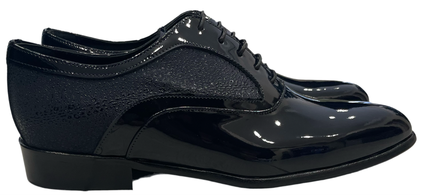 Scarpa stringata RENDANI