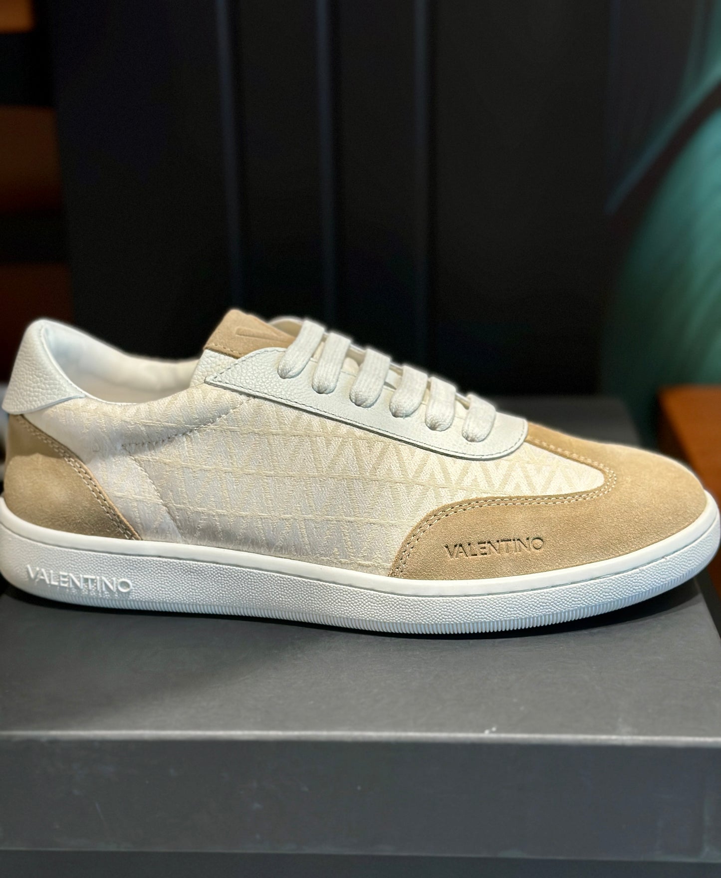 VALENTINO SNEAKER LOGATA 2931