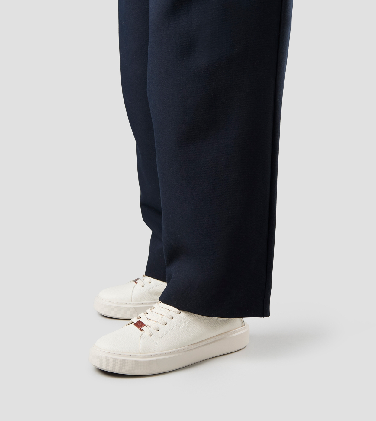 ALEXANDER SMITH - LONDON MODELLO DECOSTRUITO IN PELLE BOTTALATA 2619