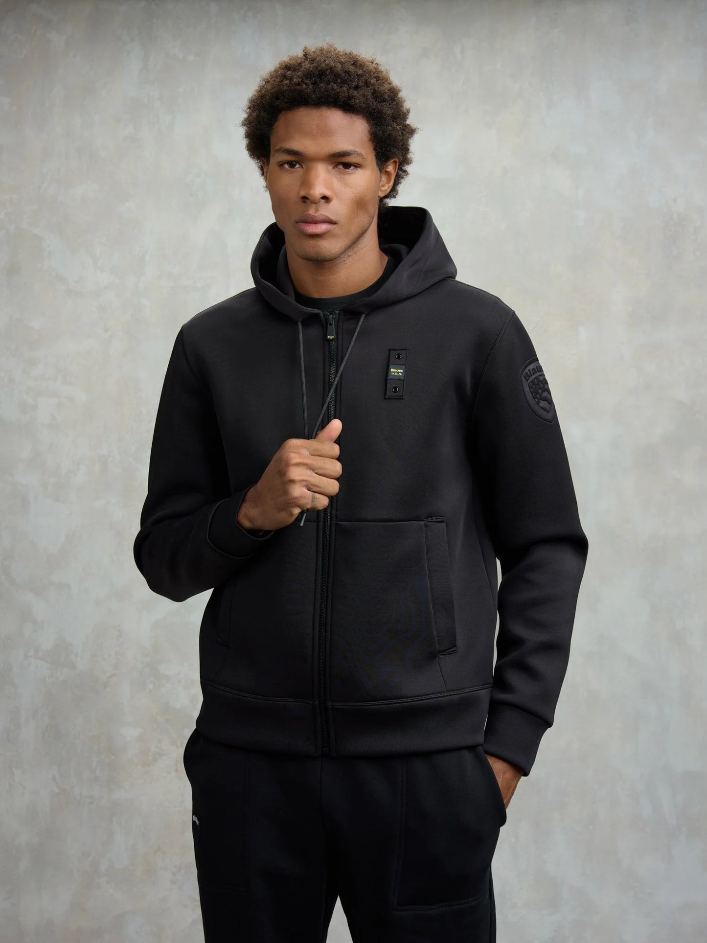 FELPA BLAUER CON CAPUCCIO COLBY 2529