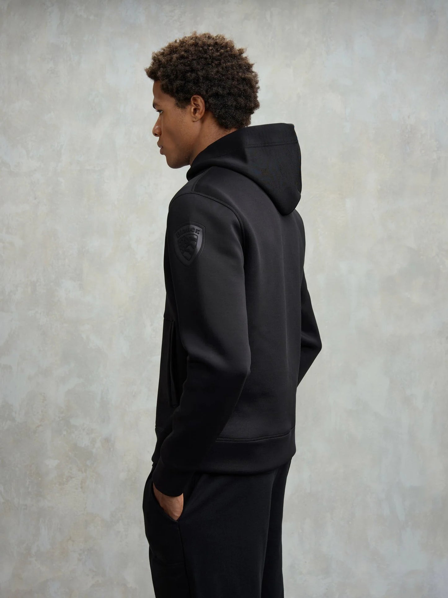 FELPA BLAUER CON CAPUCCIO COLBY 2529