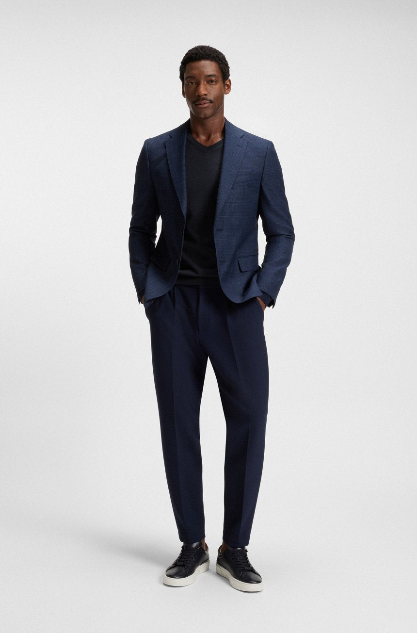 BOSS - MAGLIONE IN LANA VERGINE CON SCOLLO A V E LOGO RICAMATO 2574